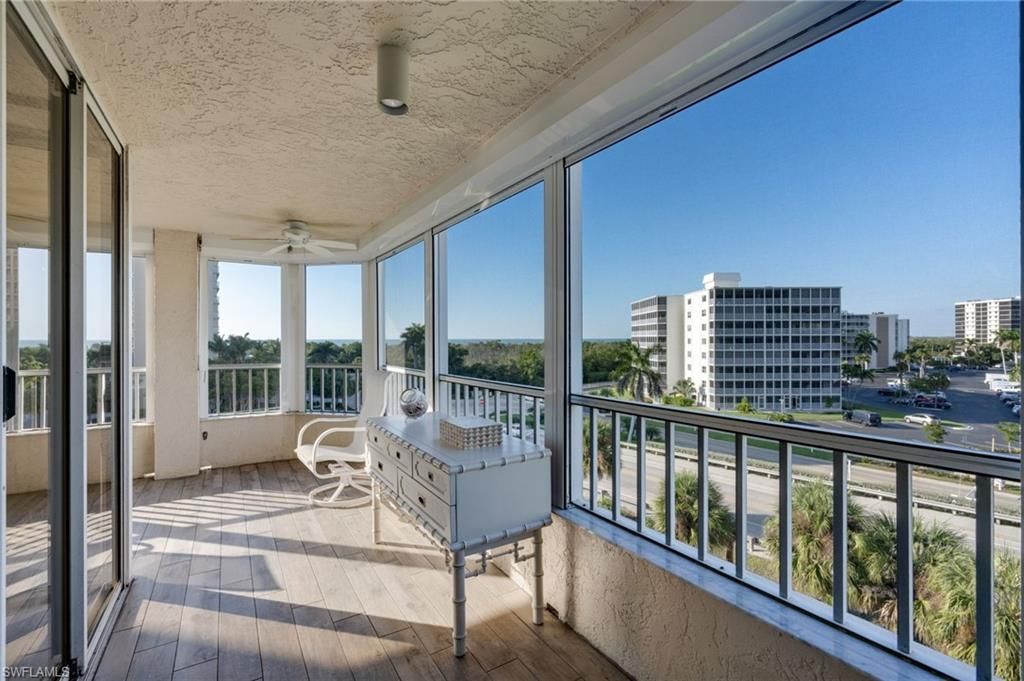 11118 Gulf Shore Dr, Unit A401, Naples, FL 34108 Photo