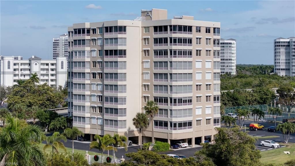 11118 Gulf Shore Dr, Unit A401, Naples, FL 34108 Photo