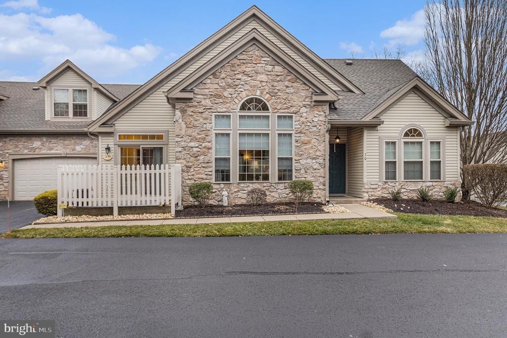 70 Legacy Oaks Drive, Richboro, PA 18954 Main Photo