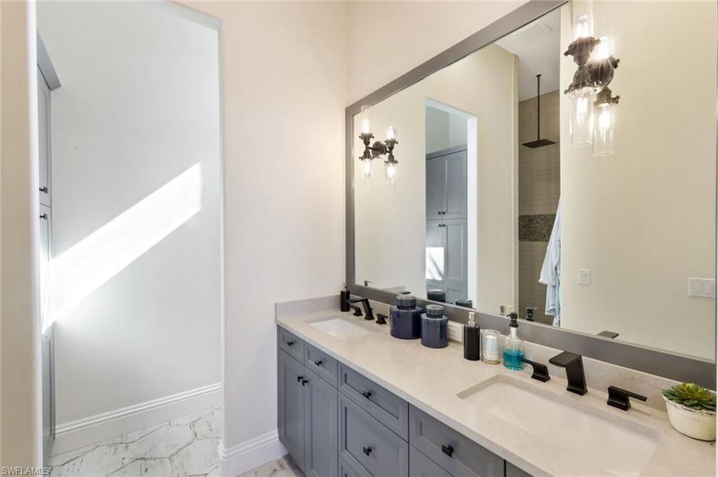 27194 Harbor Dr , Bonita Springs, FL 34135 Photo