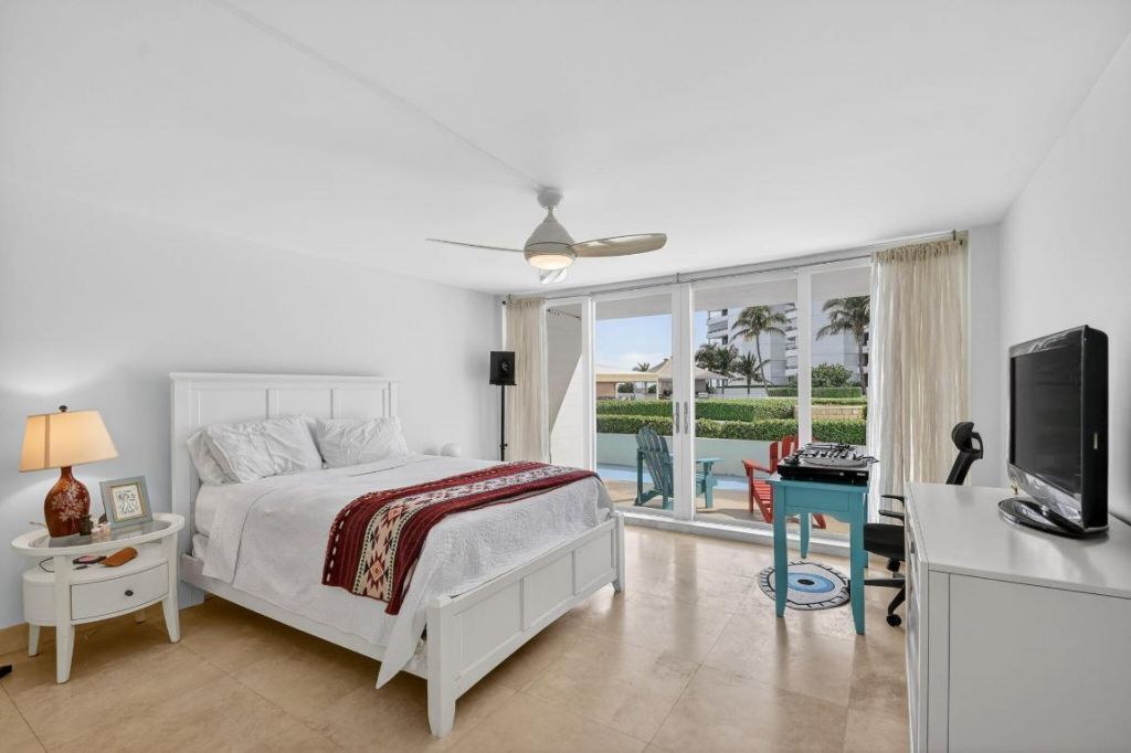 3546 S Ocean Boulevard, Unit 209, South Palm Beach, FL 33480 Photo