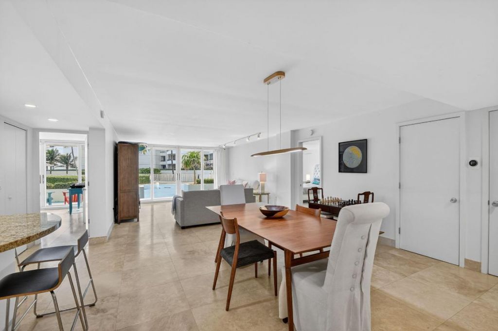 3546 S Ocean Boulevard, Unit 209, South Palm Beach, FL 33480 Photo