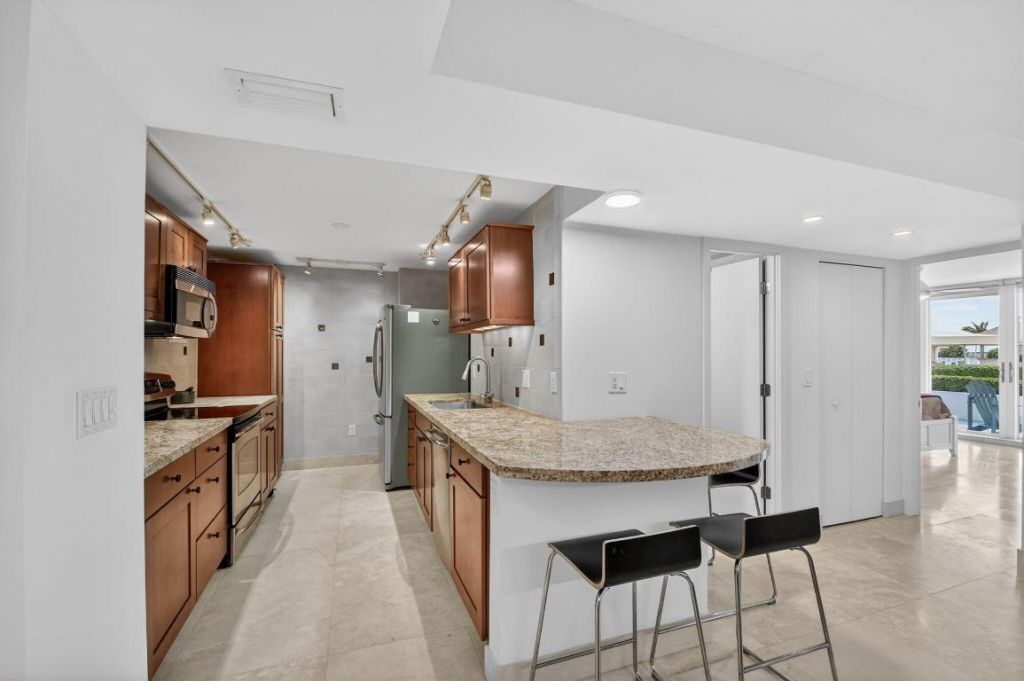 3546 S Ocean Boulevard, Unit 209, South Palm Beach, FL 33480 Photo