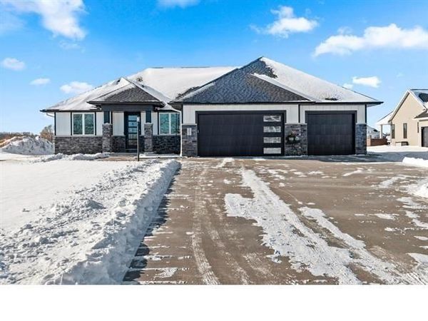 302 KERRIGAN DRIVE, Wrightstown, WI 54180