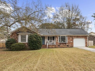 302 Chessington Circle, Summerville, SC 29485