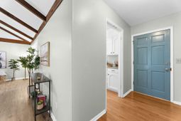 302 Chessington Circle photo 4