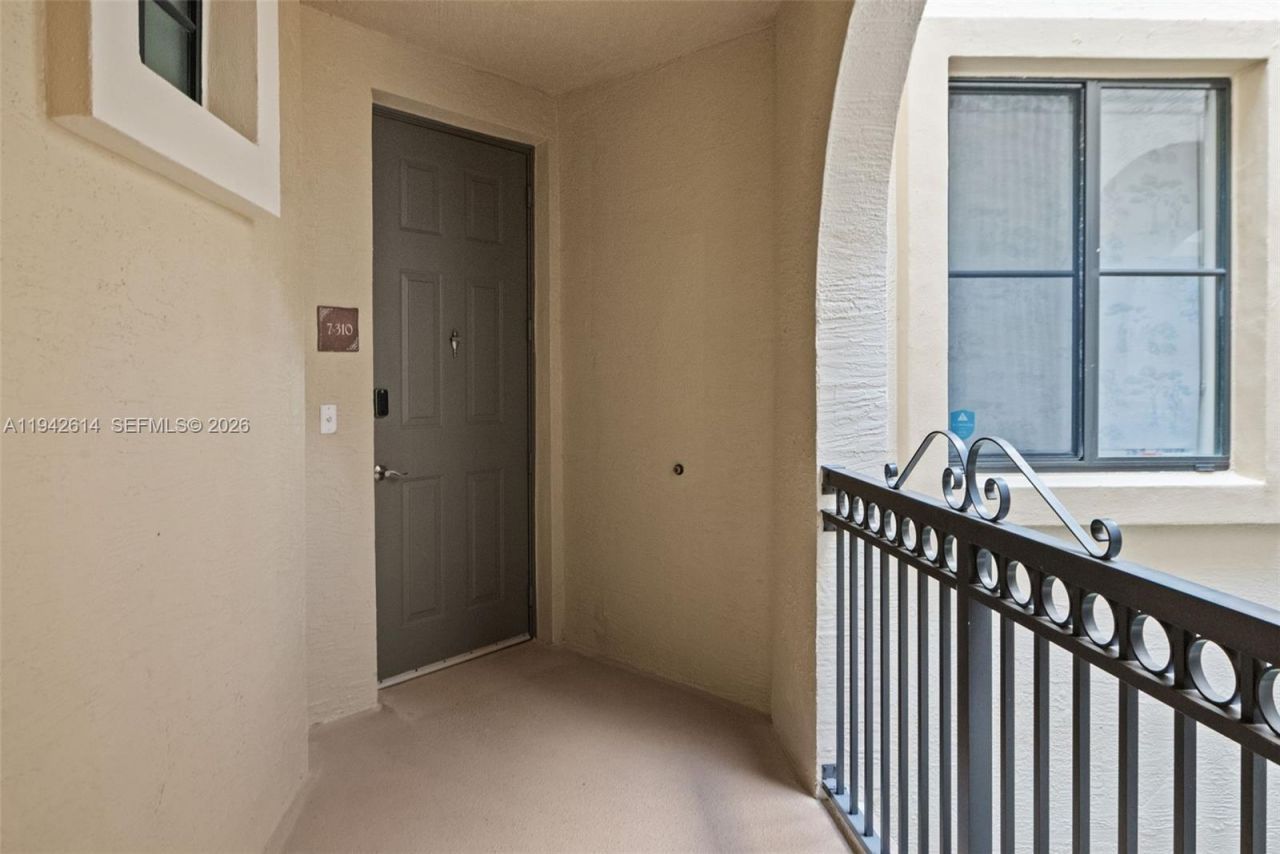 3055 NW 126th Ave, Unit 310, Sunrise, FL 33323 Photo