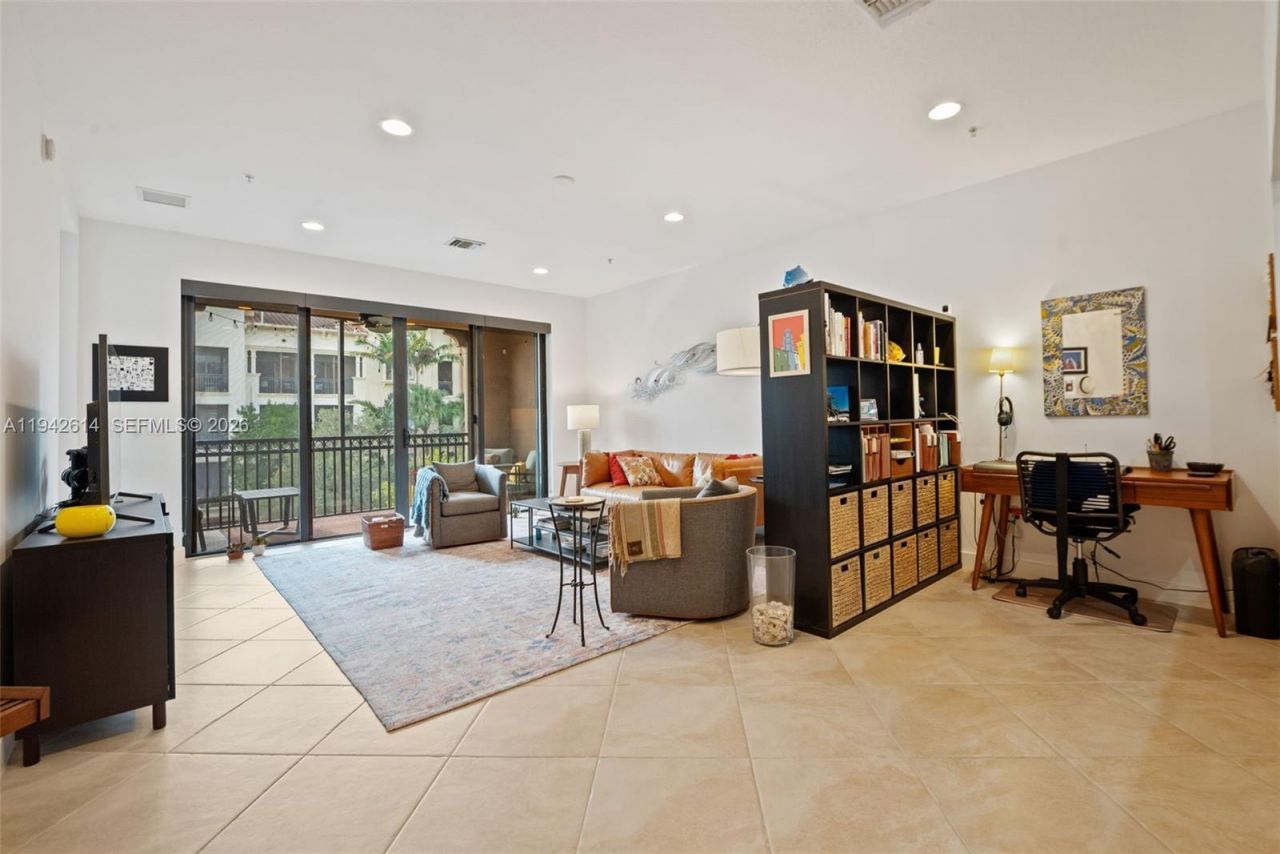 3055 NW 126th Ave, Unit 310, Sunrise, FL 33323 Photo