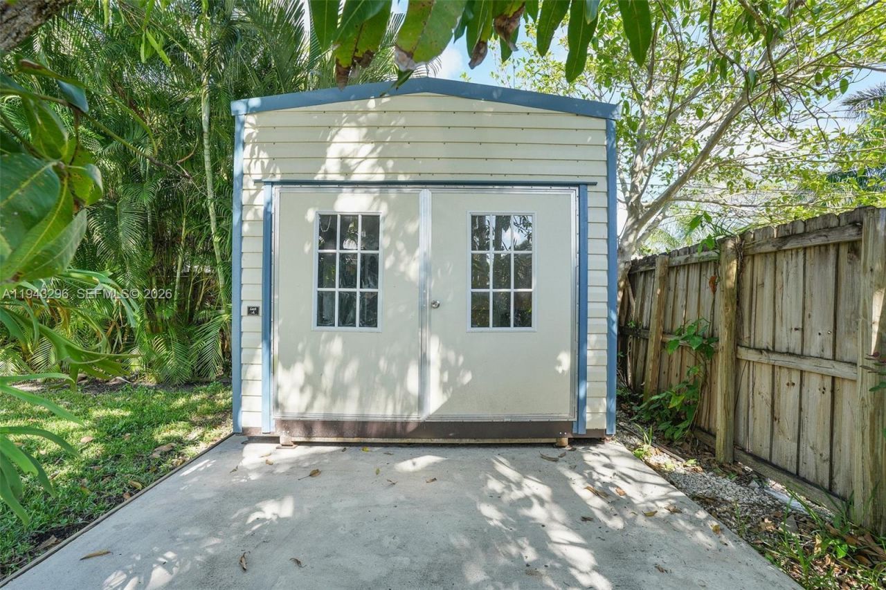 1111 Adams St, Hollywood, FL 33019 Photo