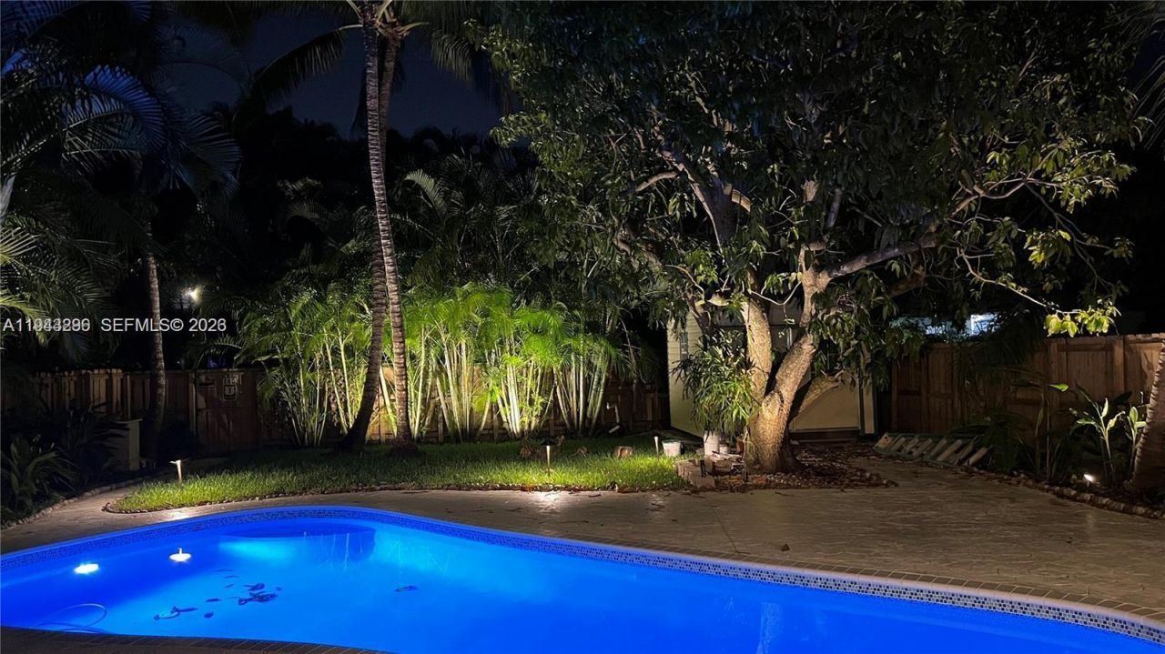 1111 Adams St, Hollywood, FL 33019 Photo