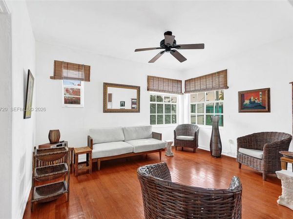 1022 Euclid Ave, Unit 15, Miami Beach, FL 33139