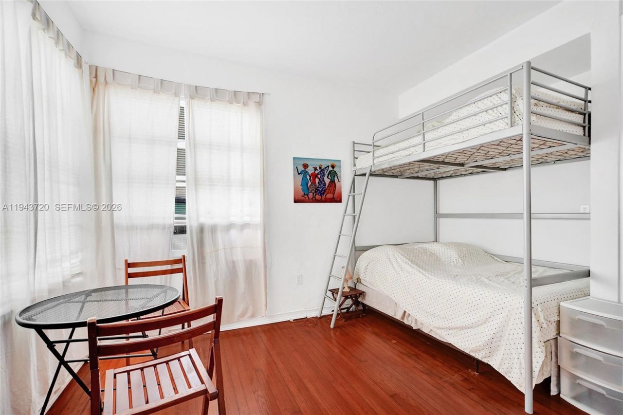 1022 Euclid Ave, Unit 15, Miami Beach, FL 33139 Photo