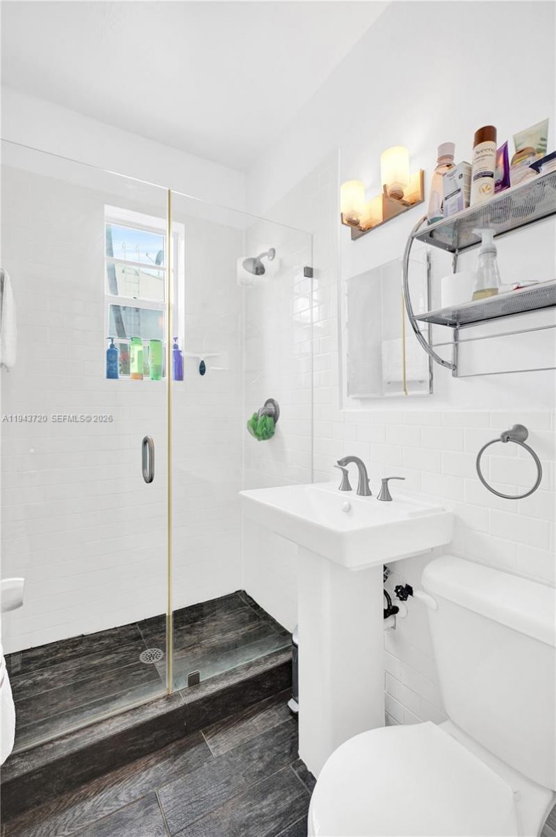 1022 Euclid Ave, Unit 15, Miami Beach, FL 33139 Photo