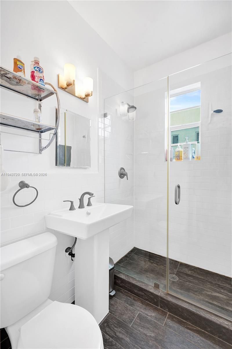 1022 Euclid Ave, Unit 15, Miami Beach, FL 33139 Photo