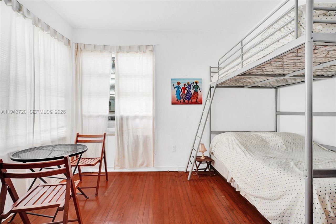 1022 Euclid Ave, Unit 15, Miami Beach, FL 33139 Photo