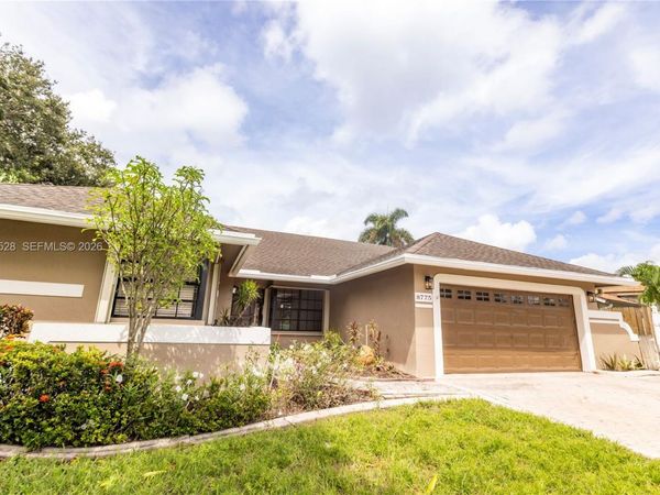 8775 SW 57th St, Cooper City, FL 33328