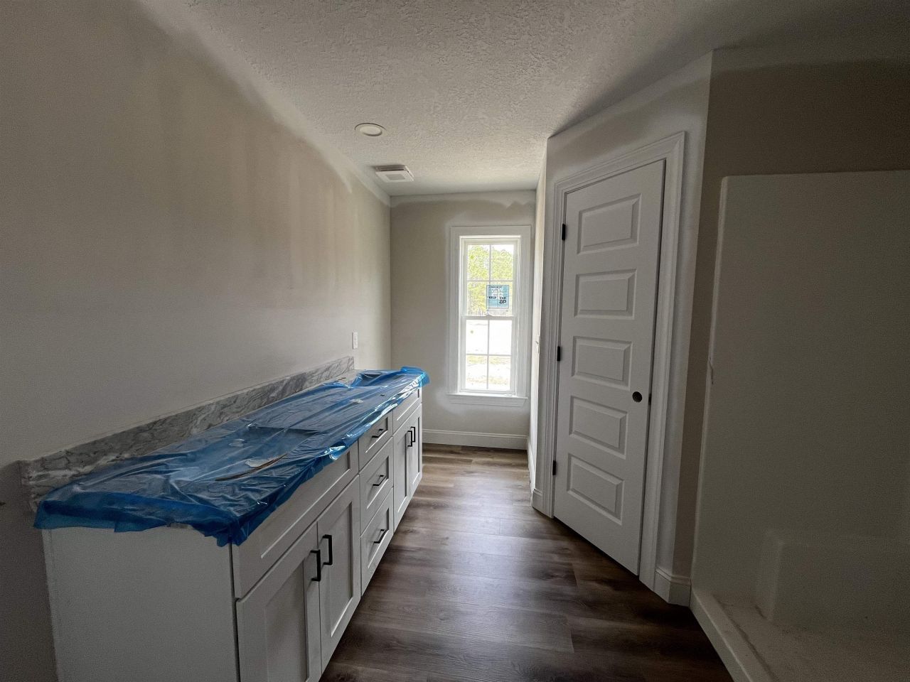 990 Inglewood Dr. Photo 9