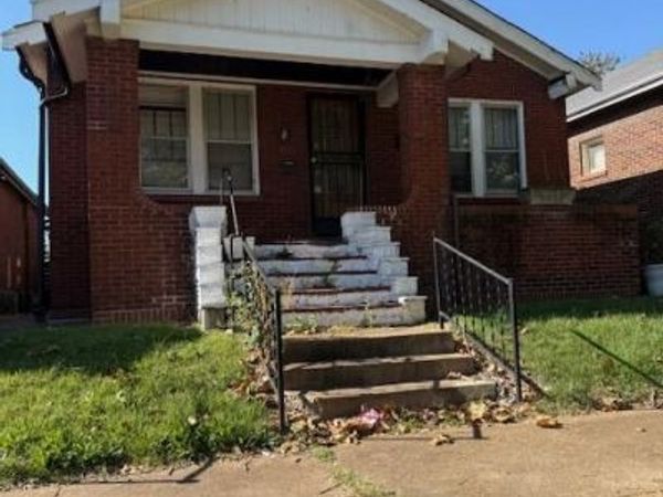 4724 Kossuth Avenue, St Louis, MO 63115