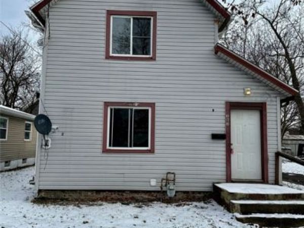 383 Black Street, Akron, OH 44306