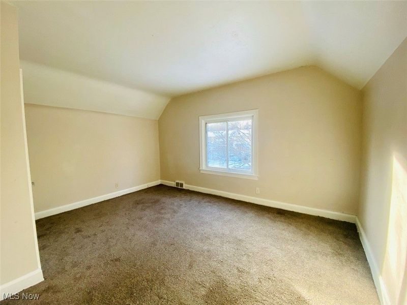 383 Black Street, Akron, OH 44306 Photo 8