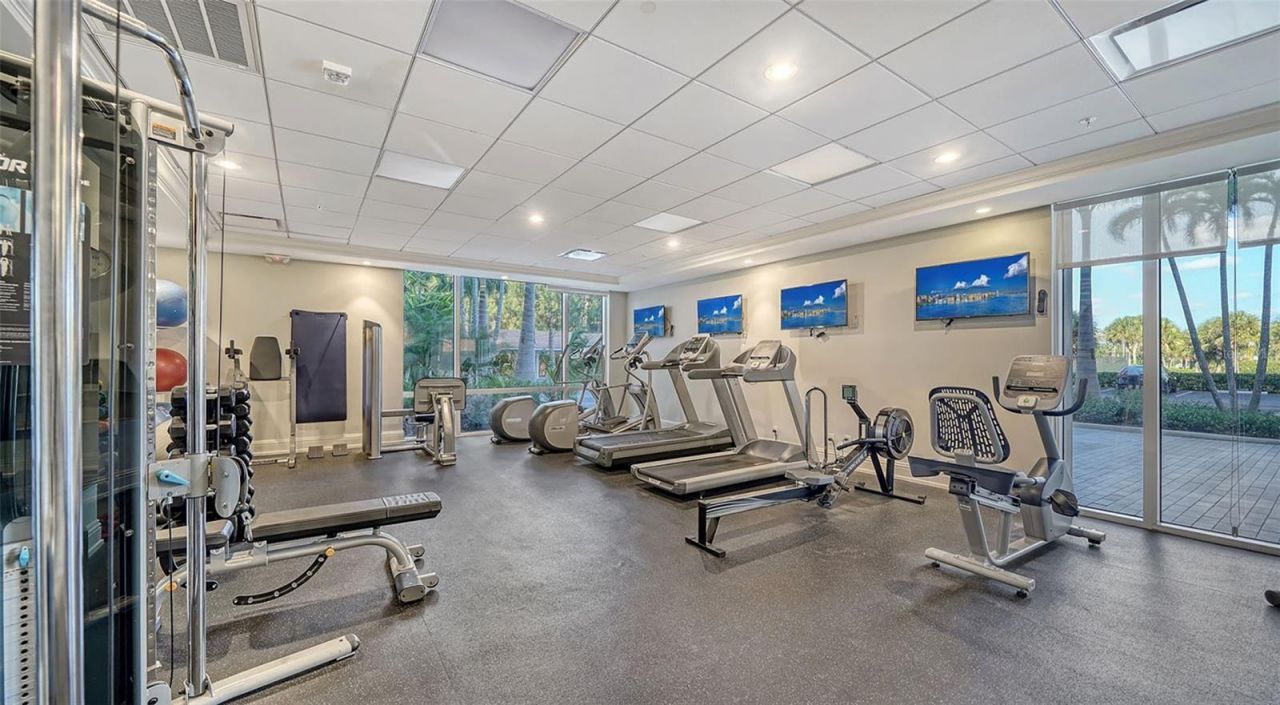 2425 Gulf Of Mexico Drive, Unit 1B, Longboat Key, FL 34228 Photo