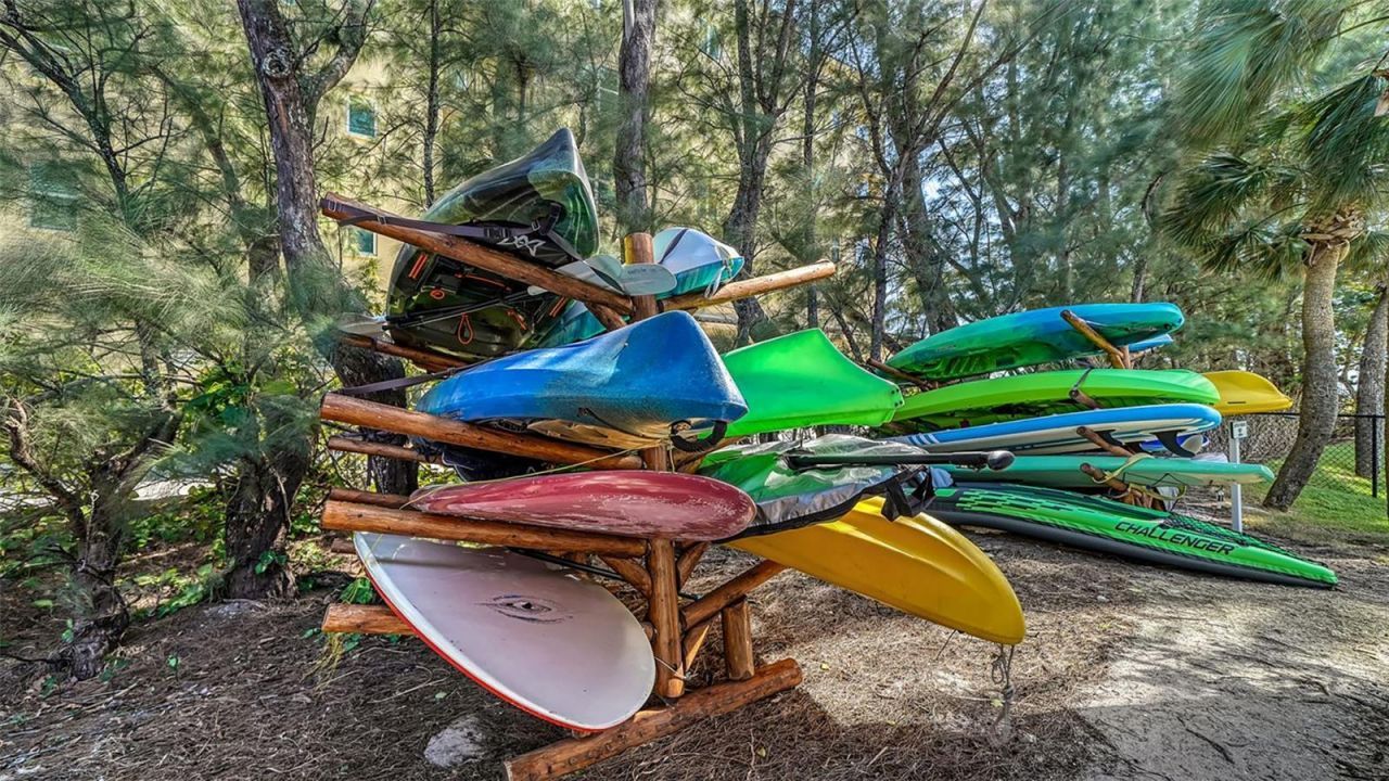 2425 Gulf Of Mexico Drive, Unit 1B, Longboat Key, FL 34228 Photo