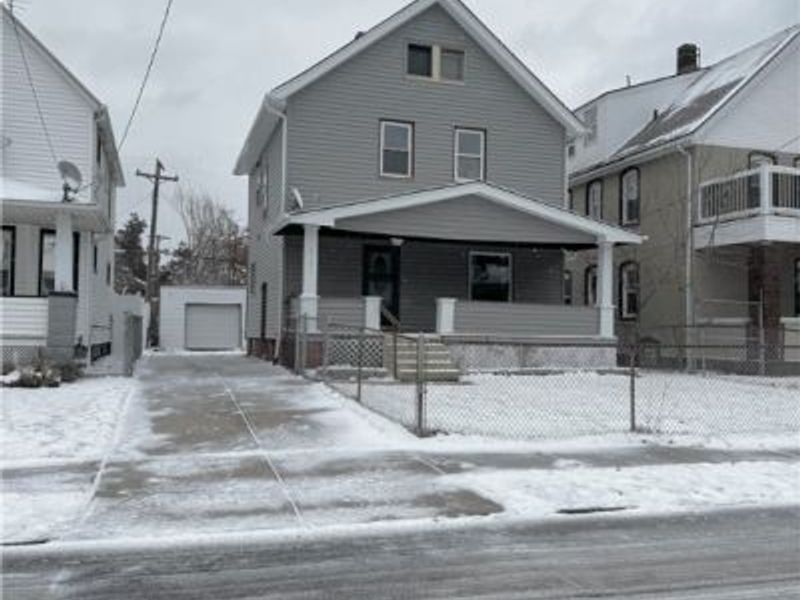 2191 W 100th Street, Cleveland, OH 44102 Photo 2