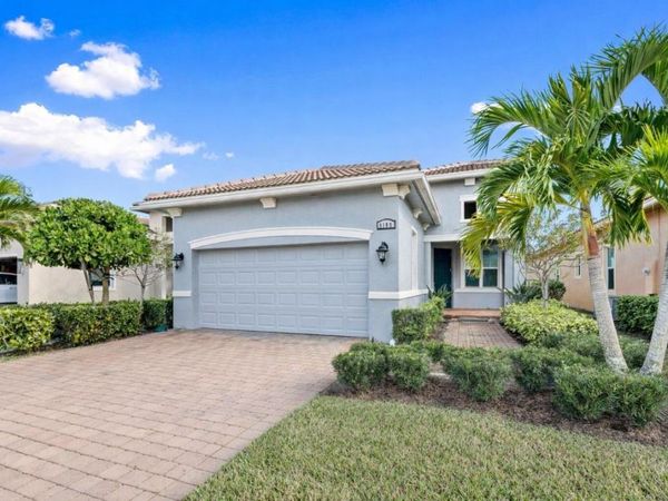 9189 SW Pepoli Way, Port Saint Lucie, FL 34987