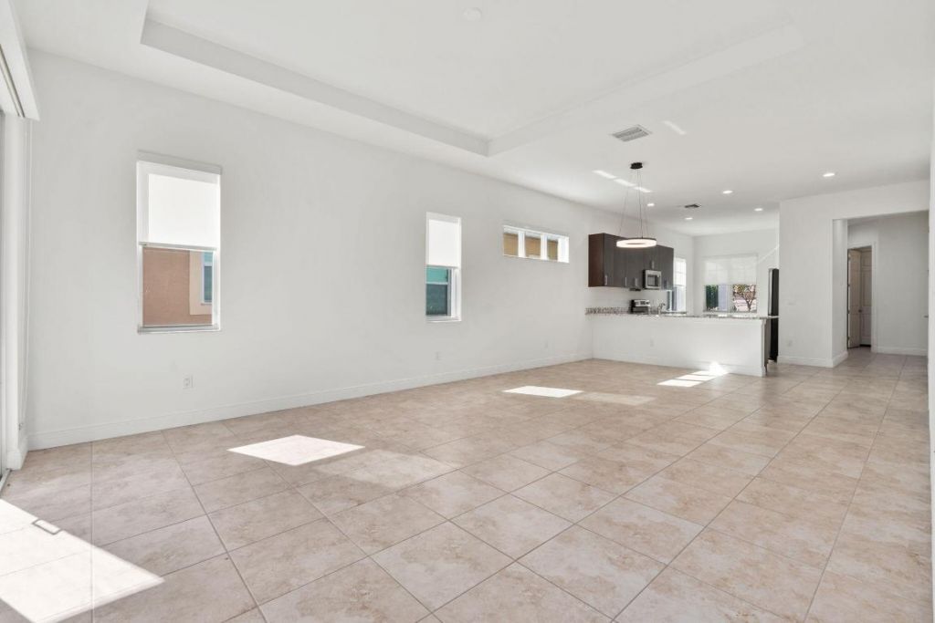 9189 SW Pepoli Way, Port Saint Lucie, FL 34987 Photo