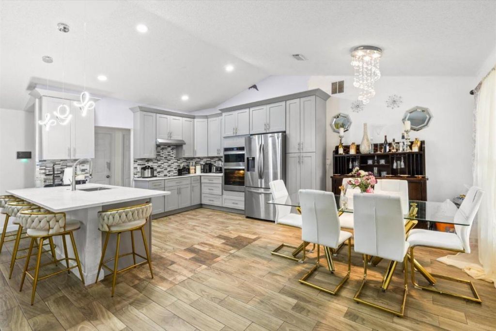 1762 SE Aires Lane, Port Saint Lucie, FL 34984 Photo