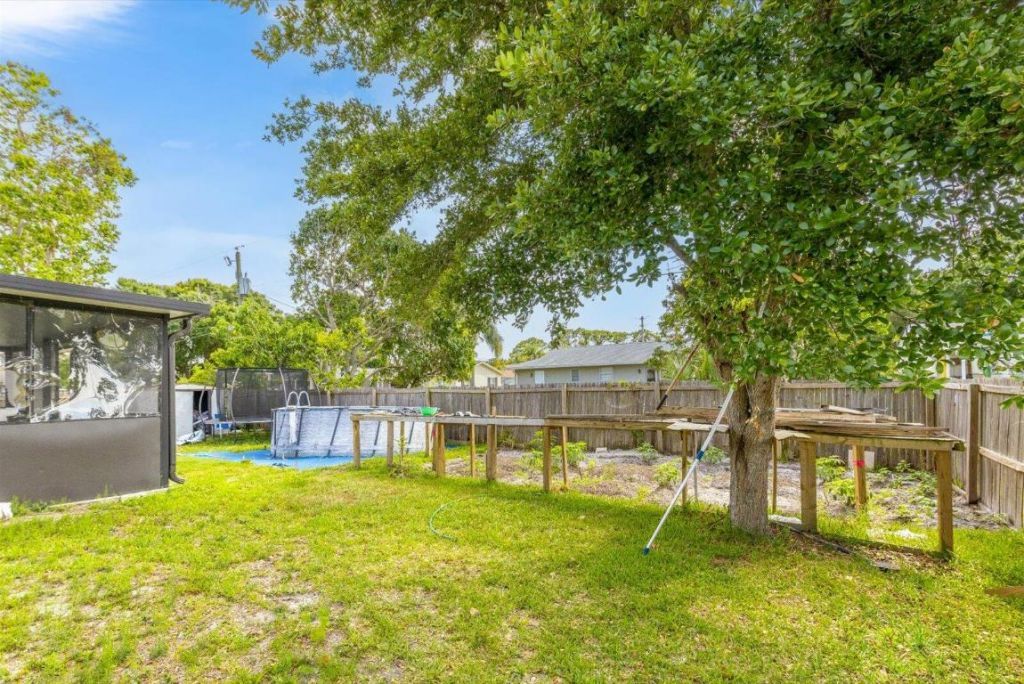 1762 SE Aires Lane, Port Saint Lucie, FL 34984 Photo