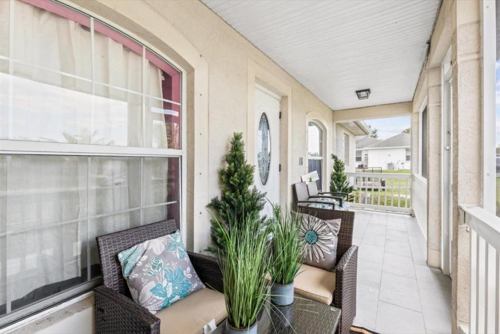 1762 SE Aires Lane, Port Saint Lucie, FL 34984 Photo