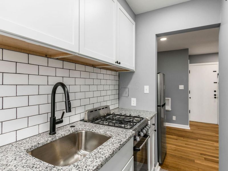 10 - 20 E Deshler Avenue, Columbus, OH 43206 Photo 11