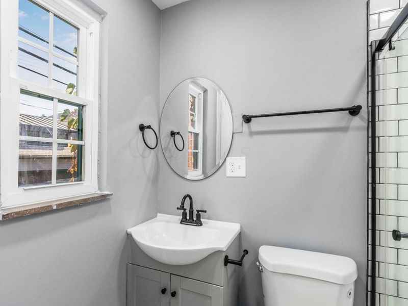 10 - 20 E Deshler Avenue, Columbus, OH 43206 Photo 20