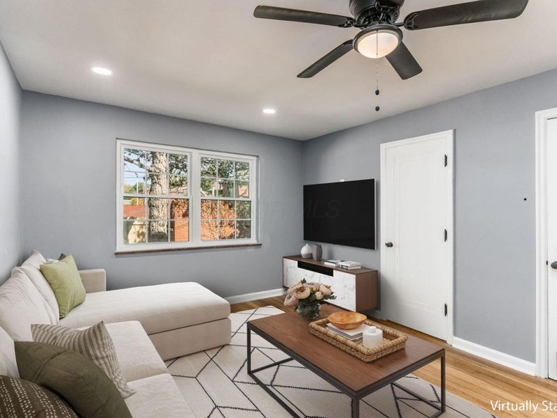 10 - 20 E Deshler Avenue, Columbus, OH 43206 Photo 3