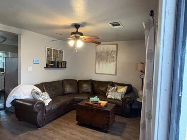 712 SW SUNNYBROOK Drive, Burleson, TX 76028