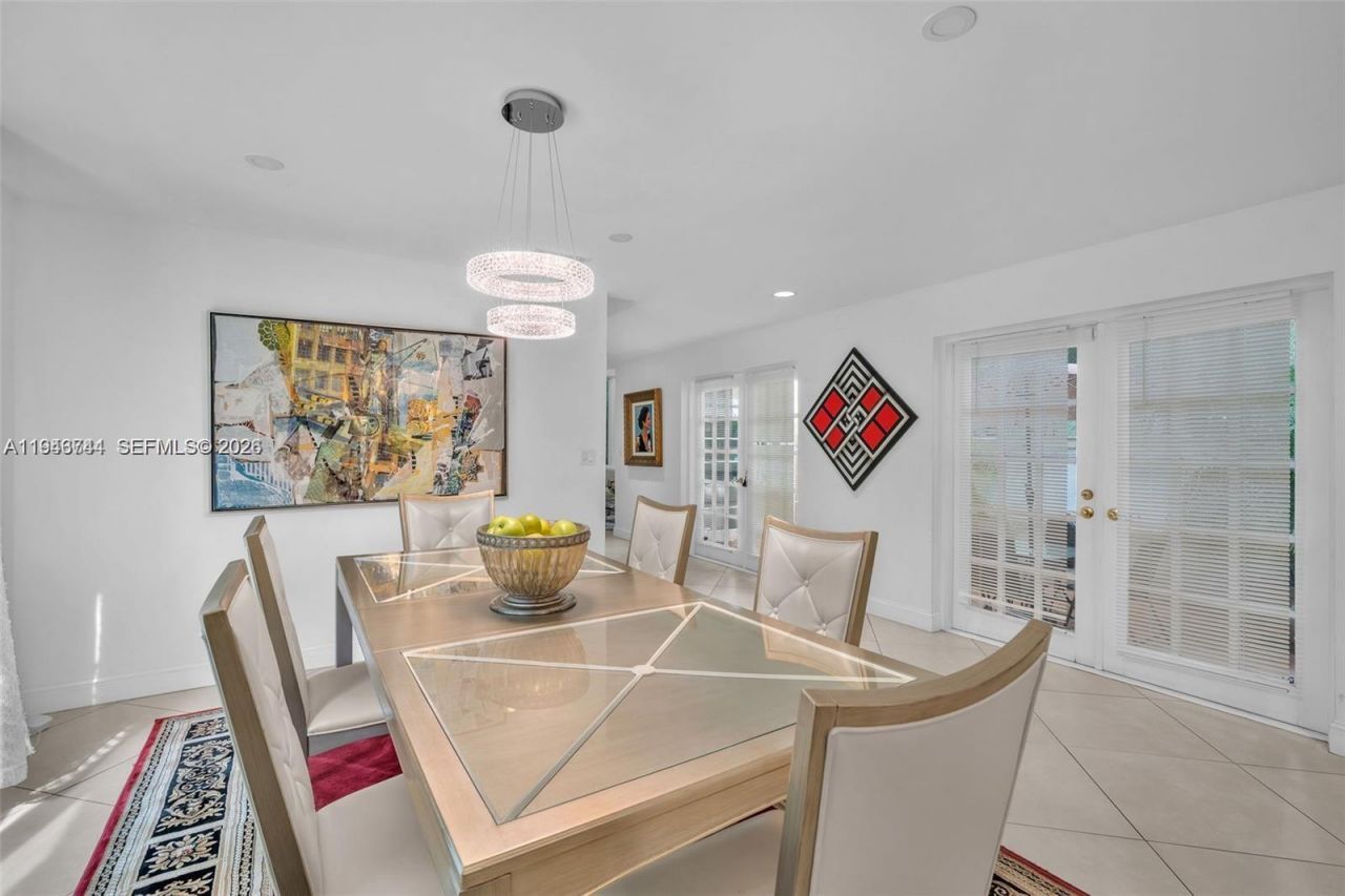 1543 Dorado Ave , Coral Gables, FL 33146 Photo