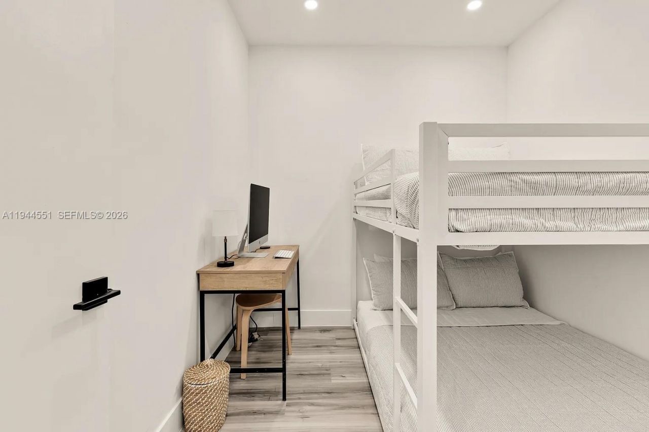 1237 NW 33rd Ave, Unit 1, Miami, FL 33125 Photo