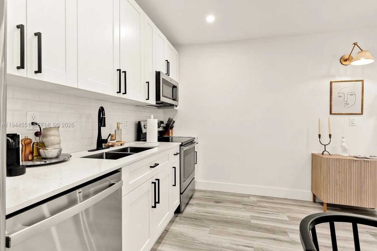 1237 NW 33rd Ave, Unit 1, Miami, FL 33125 Photo