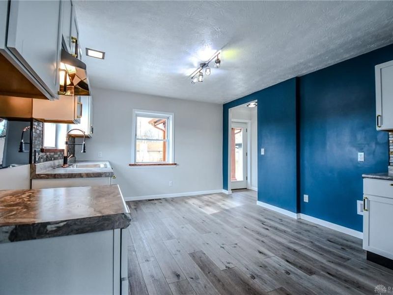 1885 Lake Road, Medway, OH 45341 Photo 14