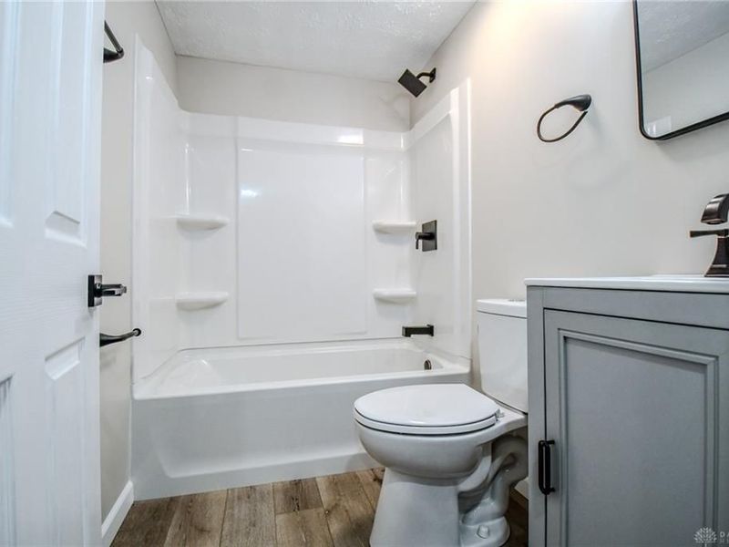 1885 Lake Road, Medway, OH 45341 Photo 38