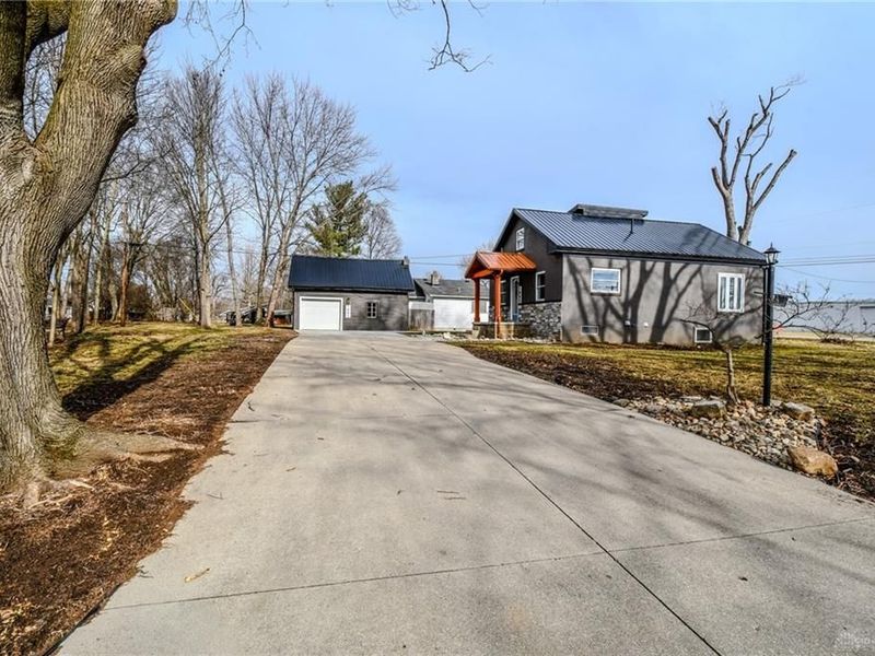 1885 Lake Road, Medway, OH 45341 Photo 4