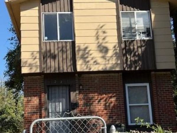 1219 Sullivan Avenue, St Louis, MO 63107