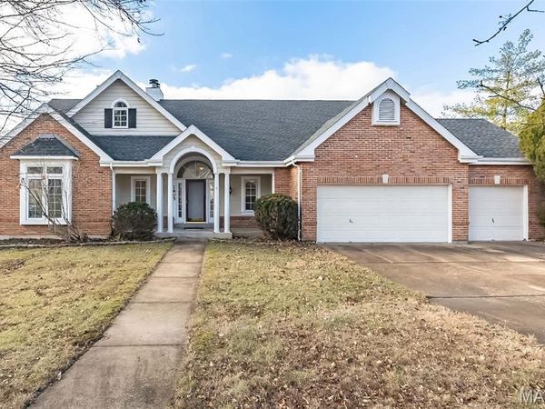 1605 Ridge Bend Drive, Wildwood, MO 63038