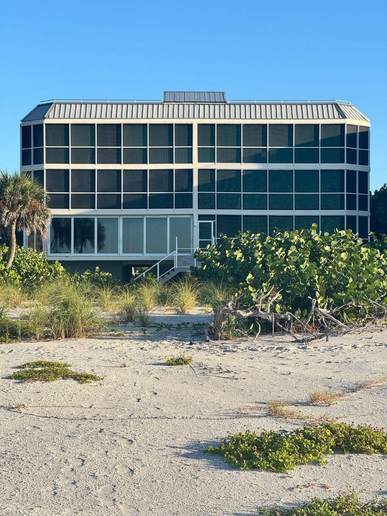 3001 W Gulf Dr, Unit 2, Sanibel, FL 33957 Photo