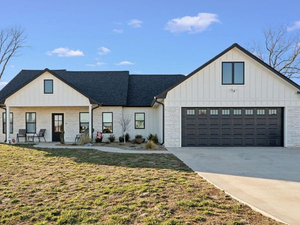 61500 Tarhe Trail, Fairland, OK 74343