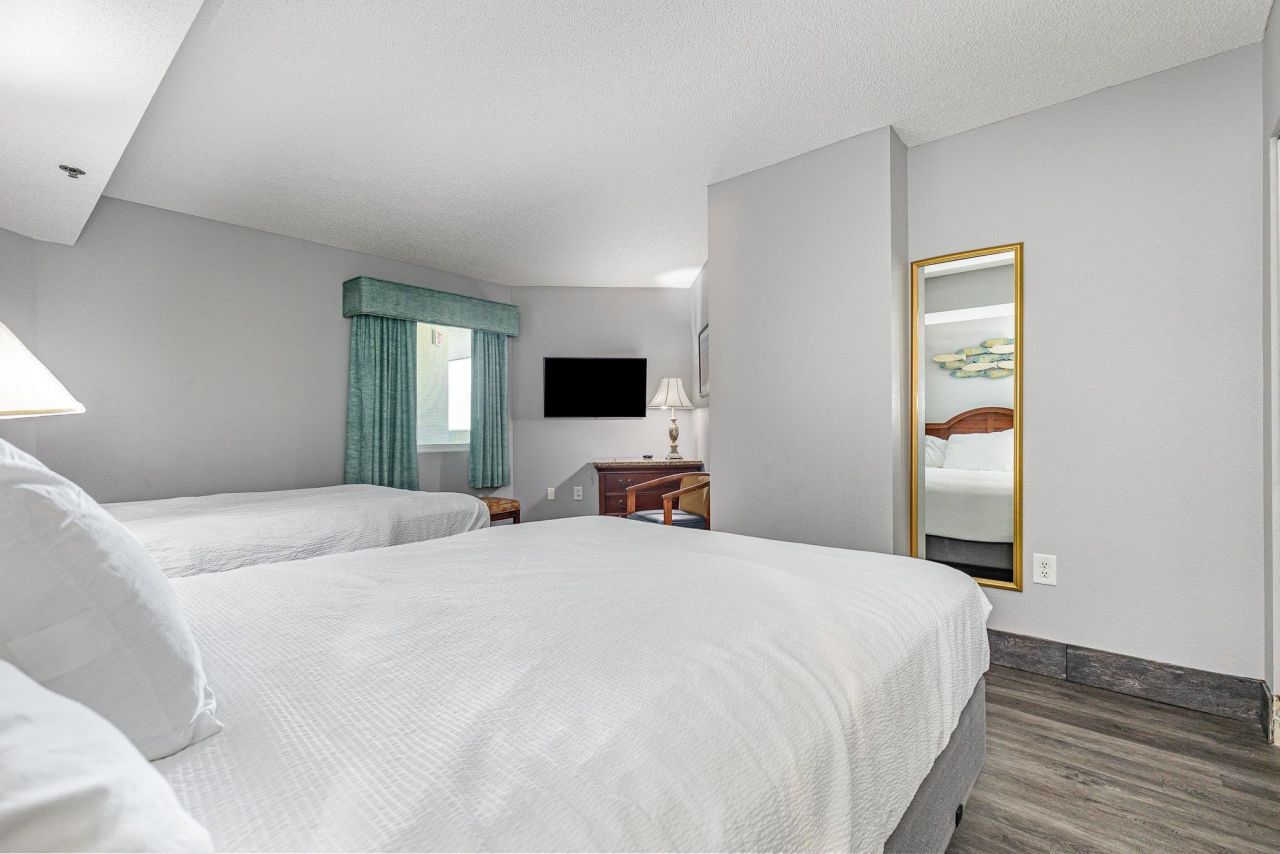 2504 Ocean Blvd. N Photo 17