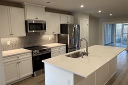 1303 Pleasant View Dr photo 4