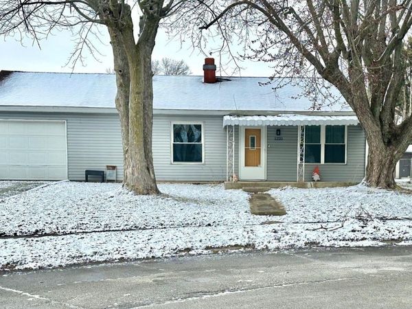 1220 Maplewood Drive, Kokomo, IN 46902
