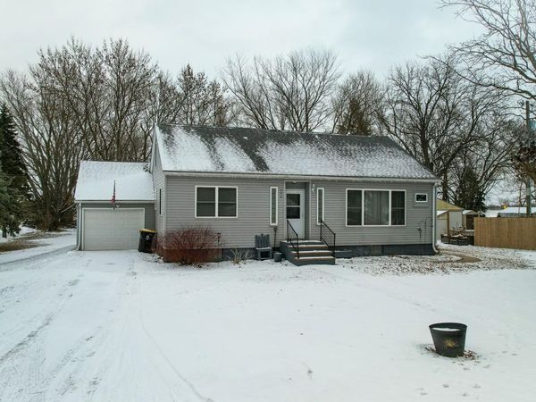 304 Secor Street N, Bricelyn, MN 56014